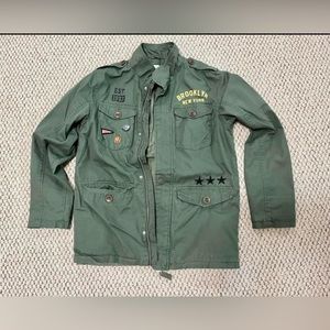 listing-status-banner